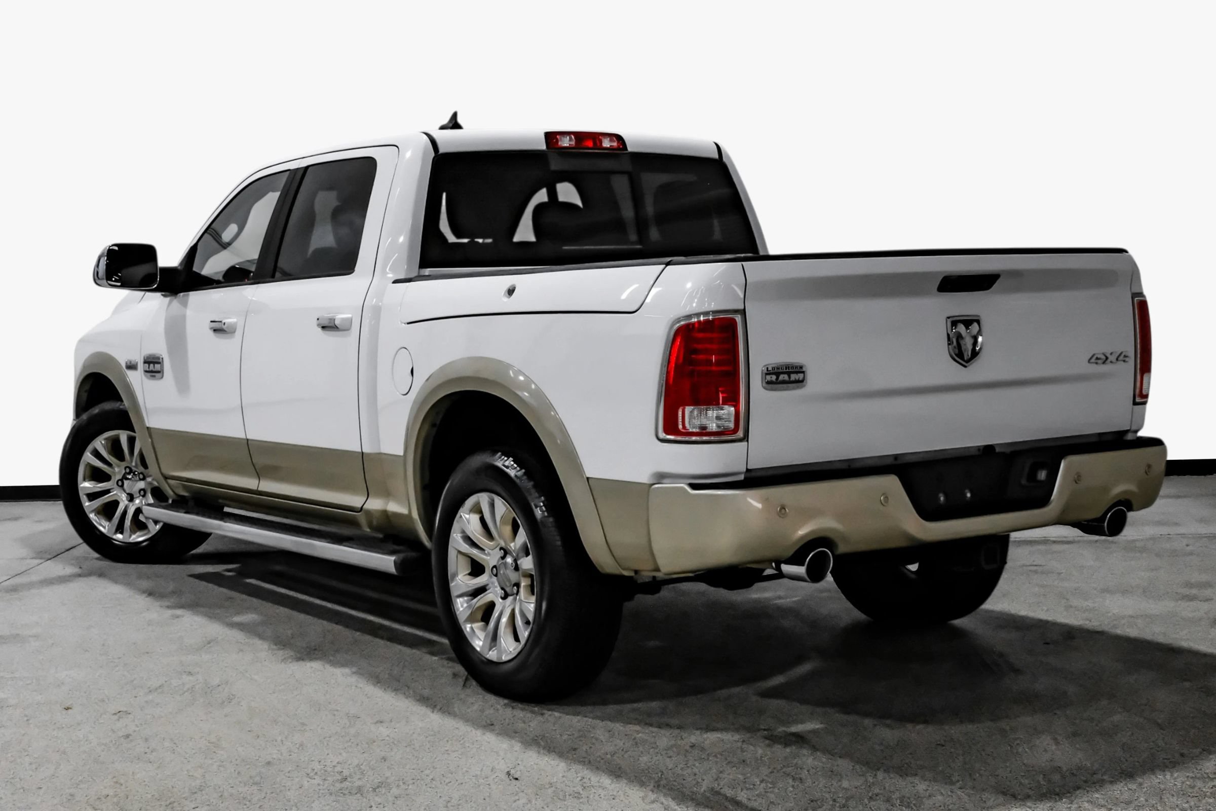 Used 2014 RAM 1500 Laramie Longhorn w/ Convenience Group AWD/4WD image 8