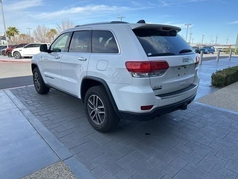 Used 2018 Jeep Grand Cherokee Limited image 7