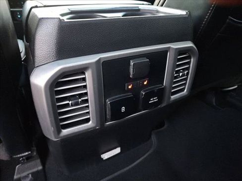 Used 2020 Ford F250 Platinum w/ FX4 Off-Road Package AWD/4WD image 18