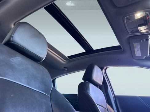 Used 2024 Chevrolet Malibu LT image 14