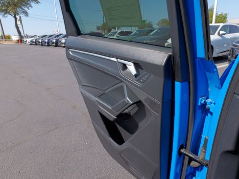 Certified 2023 Audi Q3 2.0T Premium w/ Black Optic Sport Package image 33