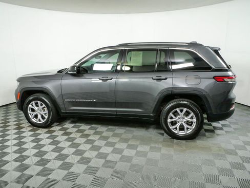 Used 2022 Jeep Grand Cherokee Limited RWD image 31