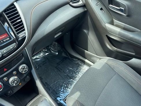 Used 2019 Chevrolet Trax LS w/ Tint and Cruise Package FWD image 38