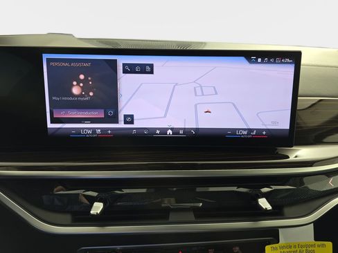 Used 2026 BMW X7 xDrive40i w/ Premium Package image 24