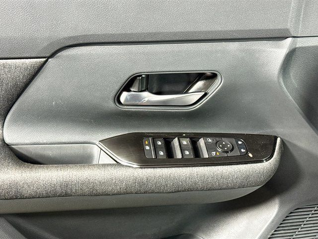 New 2026 Nissan Kicks SV w/ SV Premium Package AWD/4WD image 16