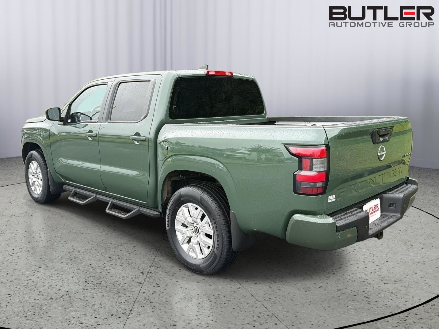 Used 2023 Nissan Frontier SV w/ SV Convenience Package AWD/4WD image 4