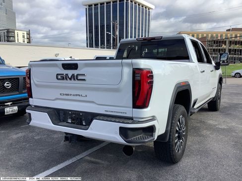 Used 2024 GMC Sierra 2500 Denali Ultimate AWD/4WD image 6