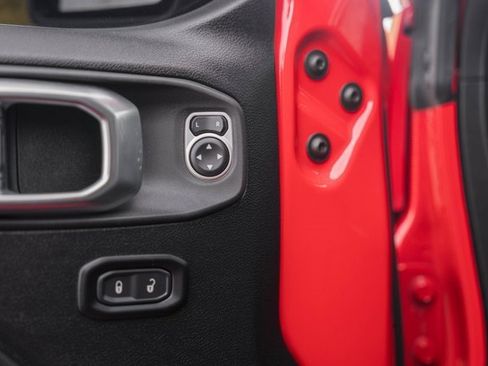 Used 2020 Jeep Wrangler Unlimited Rubicon w/ LED Lighting Group image 40