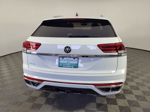 Used 2021 Volkswagen Atlas Cross Sport SE w/ Panoramic Sunroof Package FWD image 7
