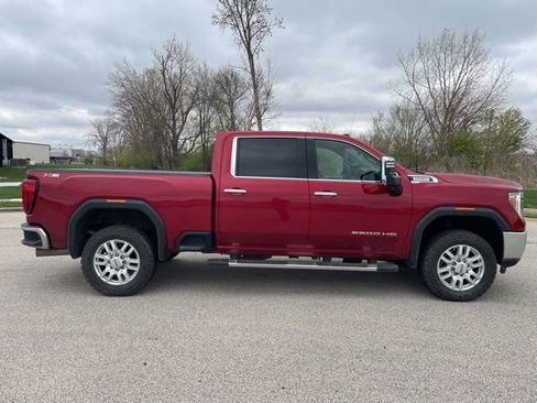 Used 2021 GMC Sierra 2500 SLT w/ SLT Premium Package image 2