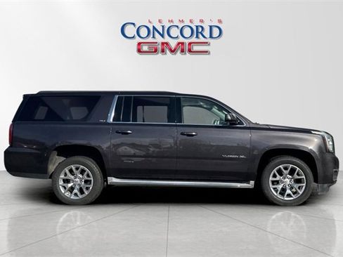 Used 2015 GMC Yukon XL SLT w/ Open Road Package image 3