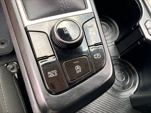 Used 2024 Kia Sportage LX FWD image 32