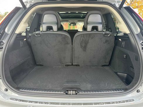 New 2026 Volvo XC90 T8 Plus image 14