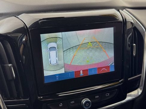Used 2018 Chevrolet Traverse RS FWD image 15