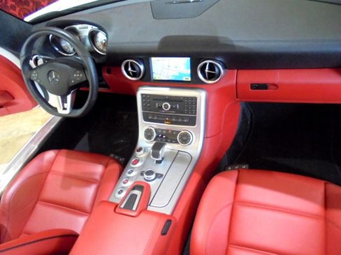 Used 2012 Mercedes-Benz SLS AMG Roadster image 14