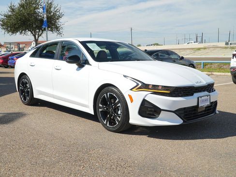 Used 2023 Kia K5 GT-Line w/ GT-Line Premium Package image 3