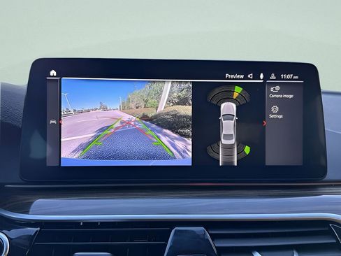 Used 2023 BMW 530i xDrive w/ Premium Package image 24