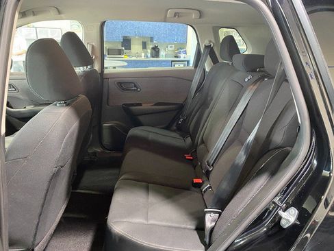 Used 2023 Nissan Rogue S AWD/4WD image 16