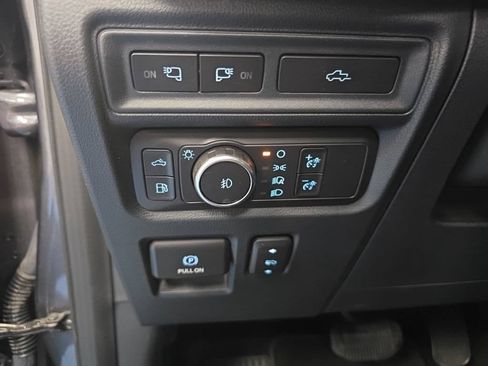 Used 2021 Ford F150 Lariat w/ Equipment Group 502A High AWD/4WD image 23