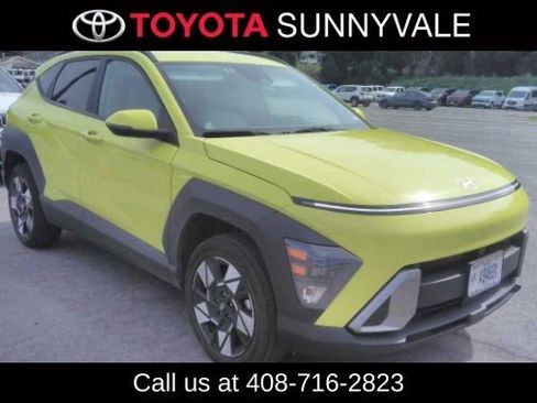 Used 2025 Hyundai Kona SEL image 1