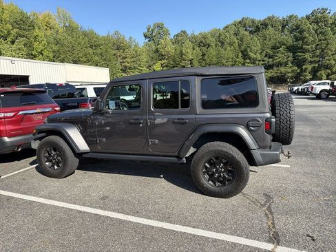 Used 2022 Jeep Wrangler Unlimited Sport AWD/4WD image 14