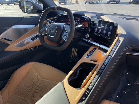 Used 2020 Chevrolet Corvette Stingray Preferred Conv w/ 2LT Preferred Equipment Group image 21