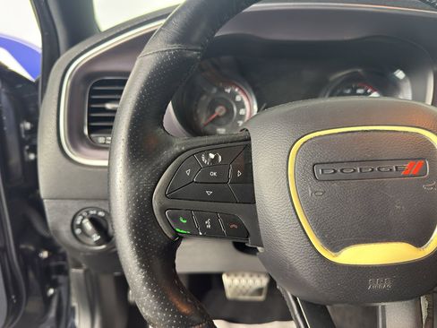 Used 2017 Dodge Charger SXT w/ Plus Group RWD image 19