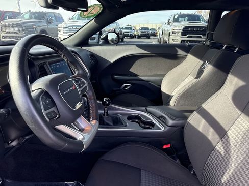 Used 2017 Dodge Challenger R/T Scat Pack image 14
