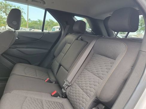 Certified 2021 Chevrolet Equinox LT FWD image 18