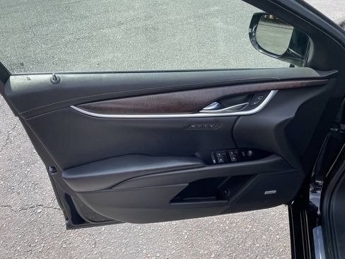 Used 2019 Cadillac XTS Luxury FWD image 12