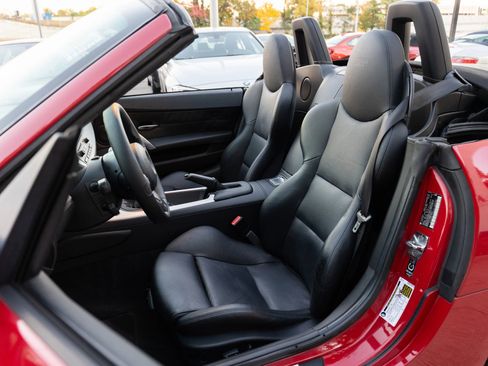 Used 2006 BMW M Roadster image 19