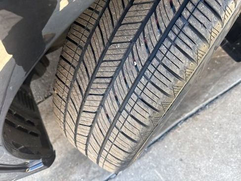 Used 2024 Lexus RX 500h F Sport w/ Convenience Package image 9