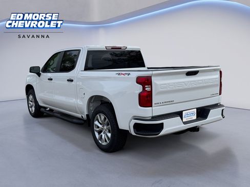 New 2025 Chevrolet Silverado 1500 Custom image 3