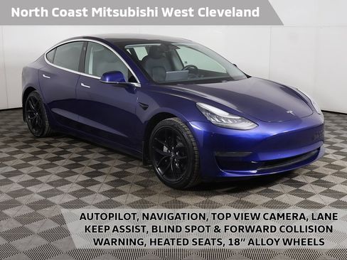 Used 2020 Tesla Model 3 Standard Range image 1