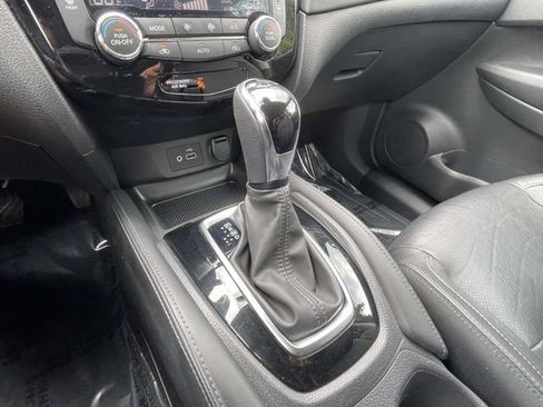 Used 2018 Nissan Rogue SL AWD/4WD image 22