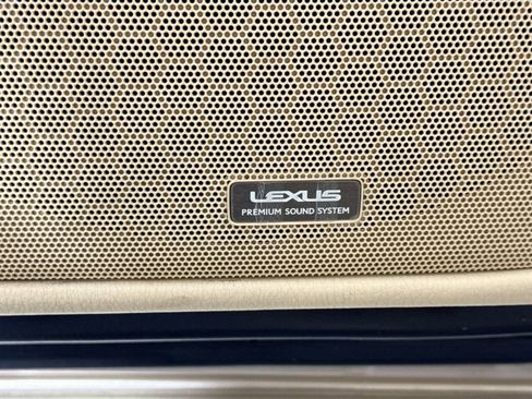 Used 2012 Lexus LS 460 w/ Comfort Pkg image 23