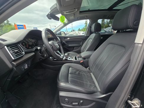Used 2022 Audi Q5 2.0T Premium Plus w/ Premium Plus Package AWD/4WD image 21