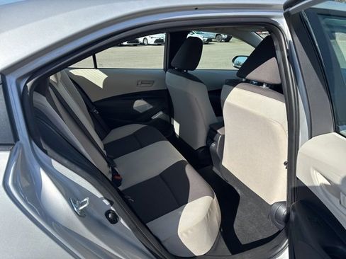 Used 2025 Toyota Corolla LE image 17