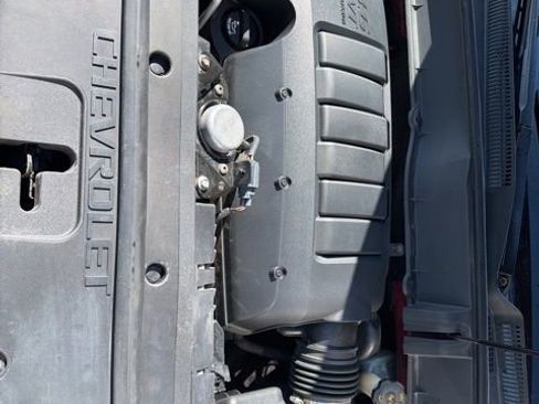 Used 2012 Chevrolet Traverse LT image 22