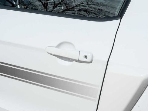 Used 2012 Ford Mustang GT Premium image 35