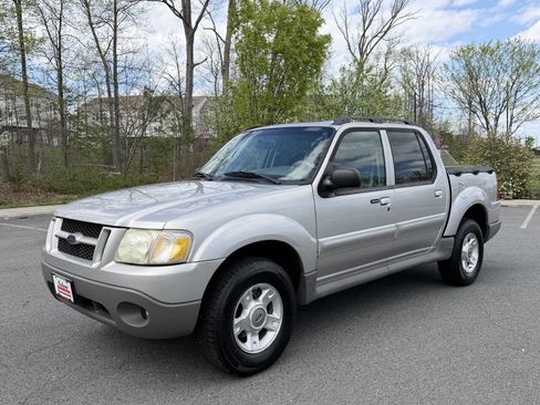 Used 2003 Ford Explorer Sport Trac XLT image 10