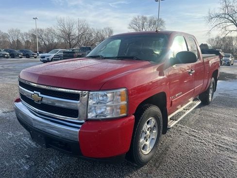 Used 2008 Chevrolet Silverado 1500 LT w/ Power Pack Plus image 3