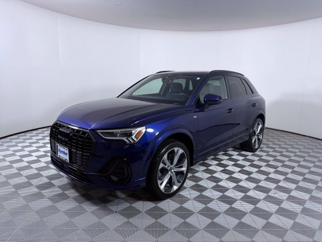 Used 2022 Audi Q3 2.0T Premium Plus AWD/4WD image 3