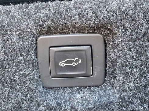 Used 2018 Cadillac CT6 Luxury image 29