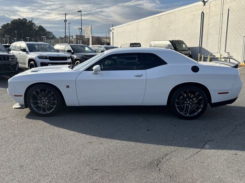 Used 2023 Dodge Challenger R/T Scat Pack image 7