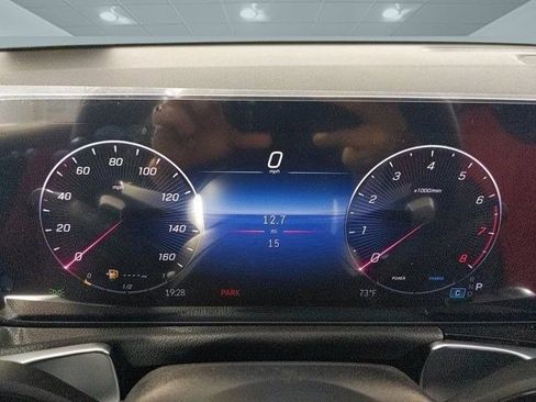 New 2024 Mercedes-Benz GLB 250 image 15