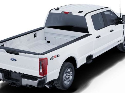 New 2025 Ford F250 XLT image 25