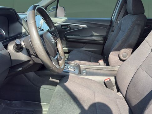 Used 2022 Honda Pilot Sport image 17