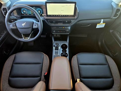 New 2025 Ford Bronco Sport Outer Banks w/ Outer Banks Tech Package+ AWD/4WD image 26