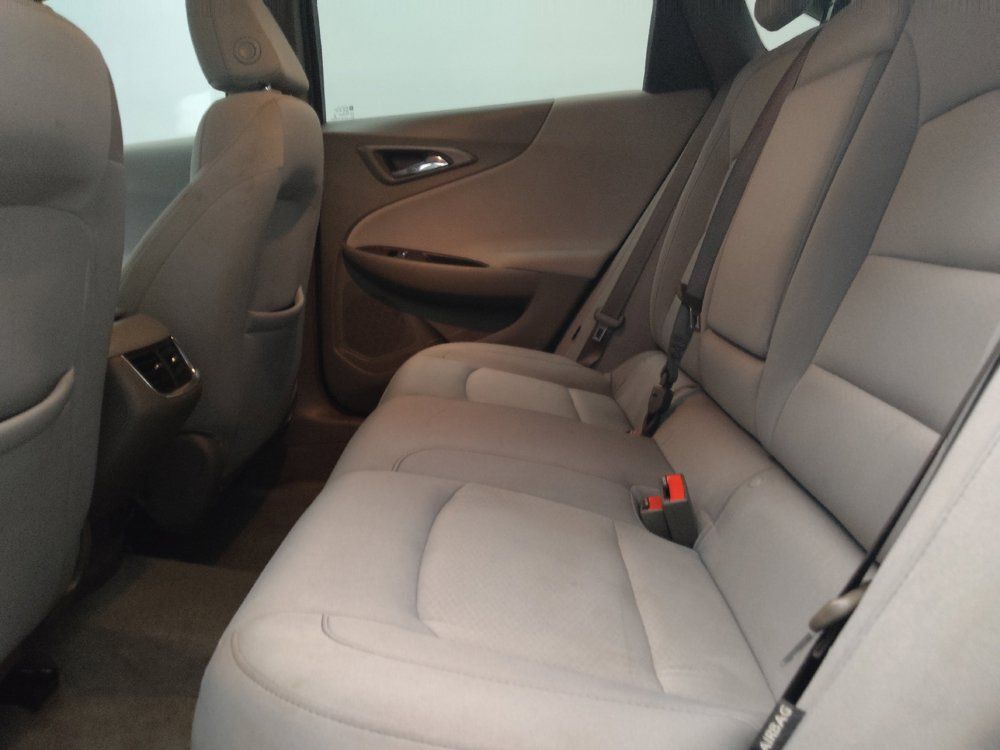 Used 2018 Chevrolet Malibu LT FWD image 18